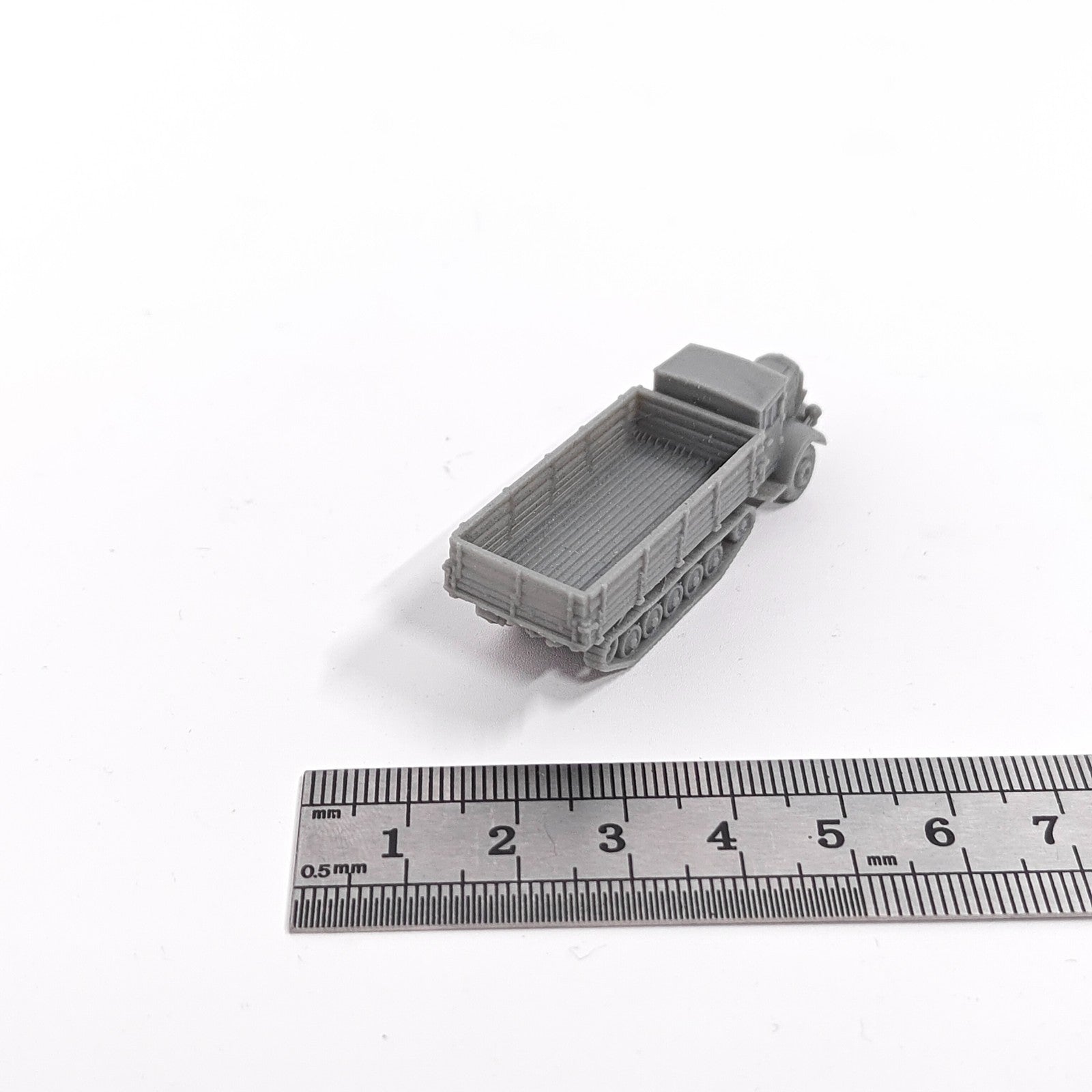 WWII German L 4500 R Half-track Truck,3D Printed,1/144 Mini Model,Resin