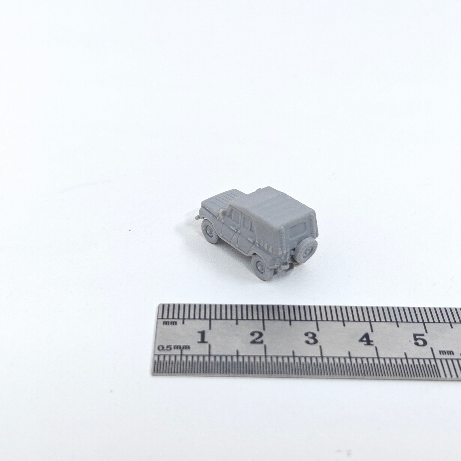 Soviet UAZ-469 Off-road Vehicle,3D Printed,1/144 Scale Mini Tank Model,Resin