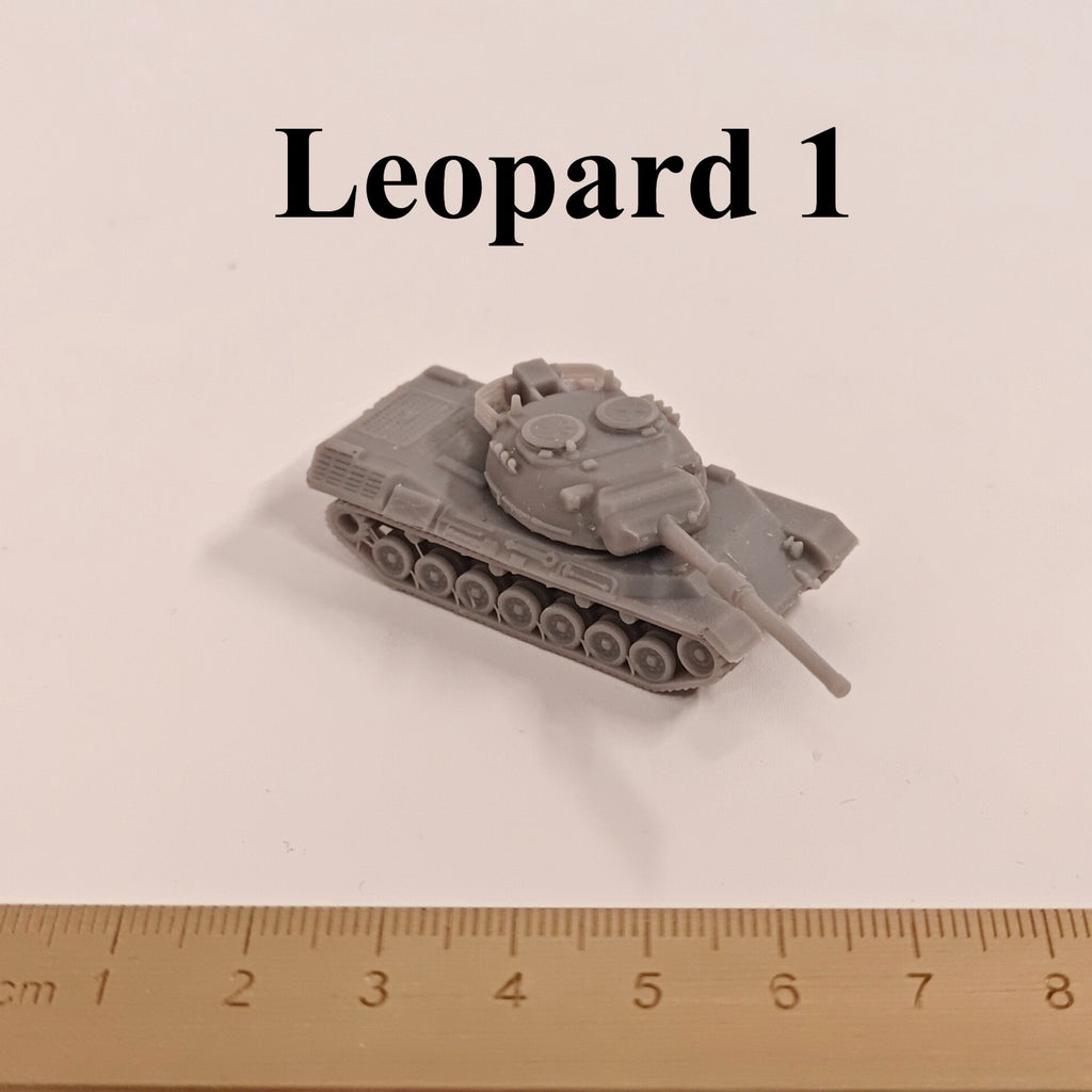German Leopard 1 Main battle tank,3D Printed,1/144 Scale Mini Tank Model,Resin
