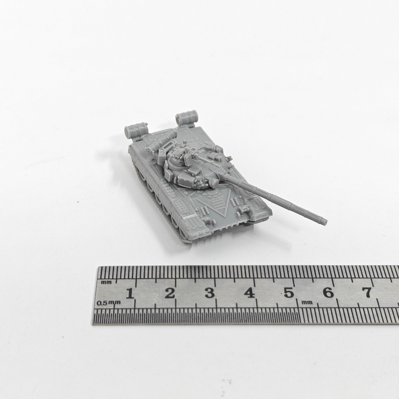 Soviet T-80B Main Battle Tank,3D Printed,1/144 Scale Mini Tank Model,Resin