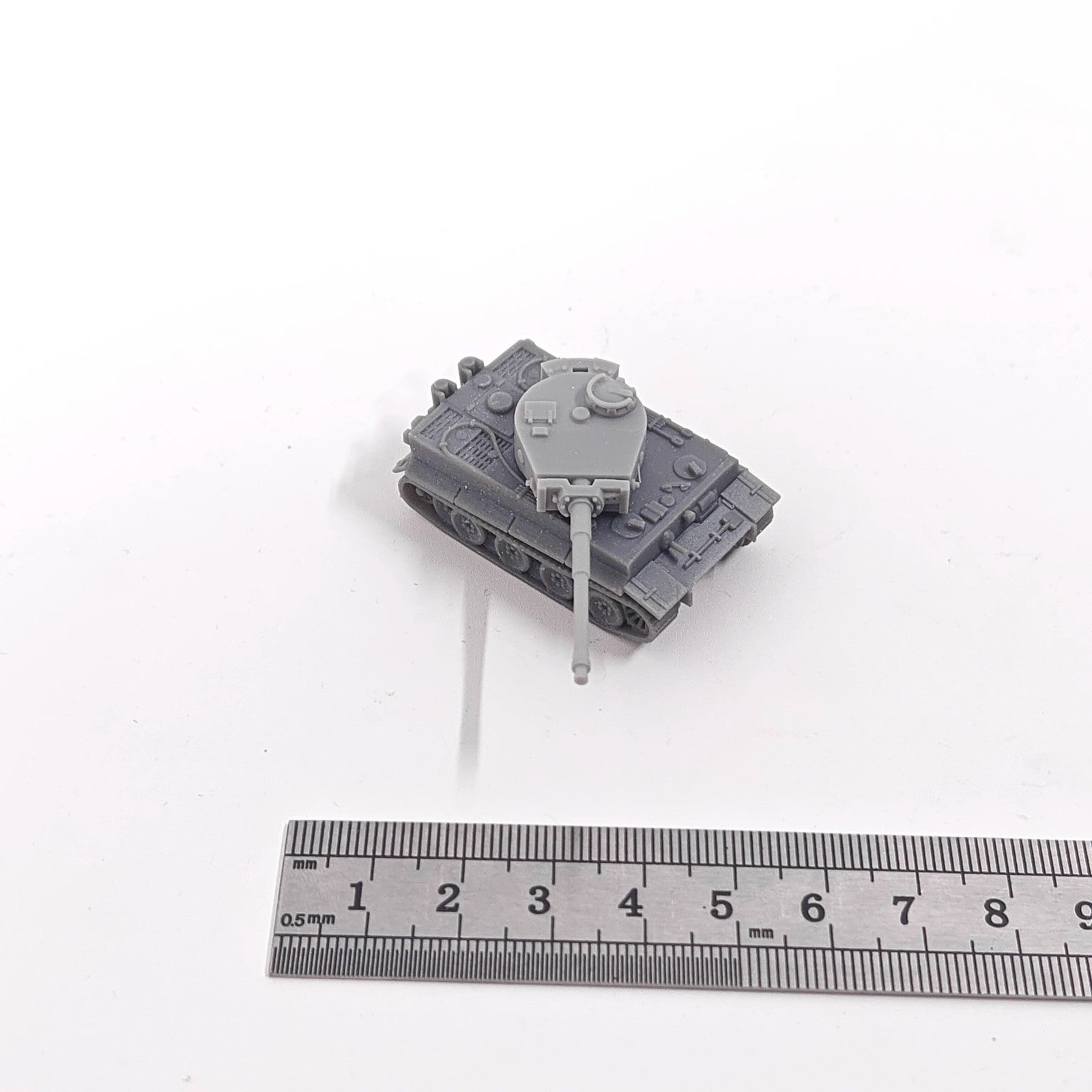 WWII German Tiger I (Mid) Heavy Tank,3D Printed,1/144 Mini Tank Model,Resin