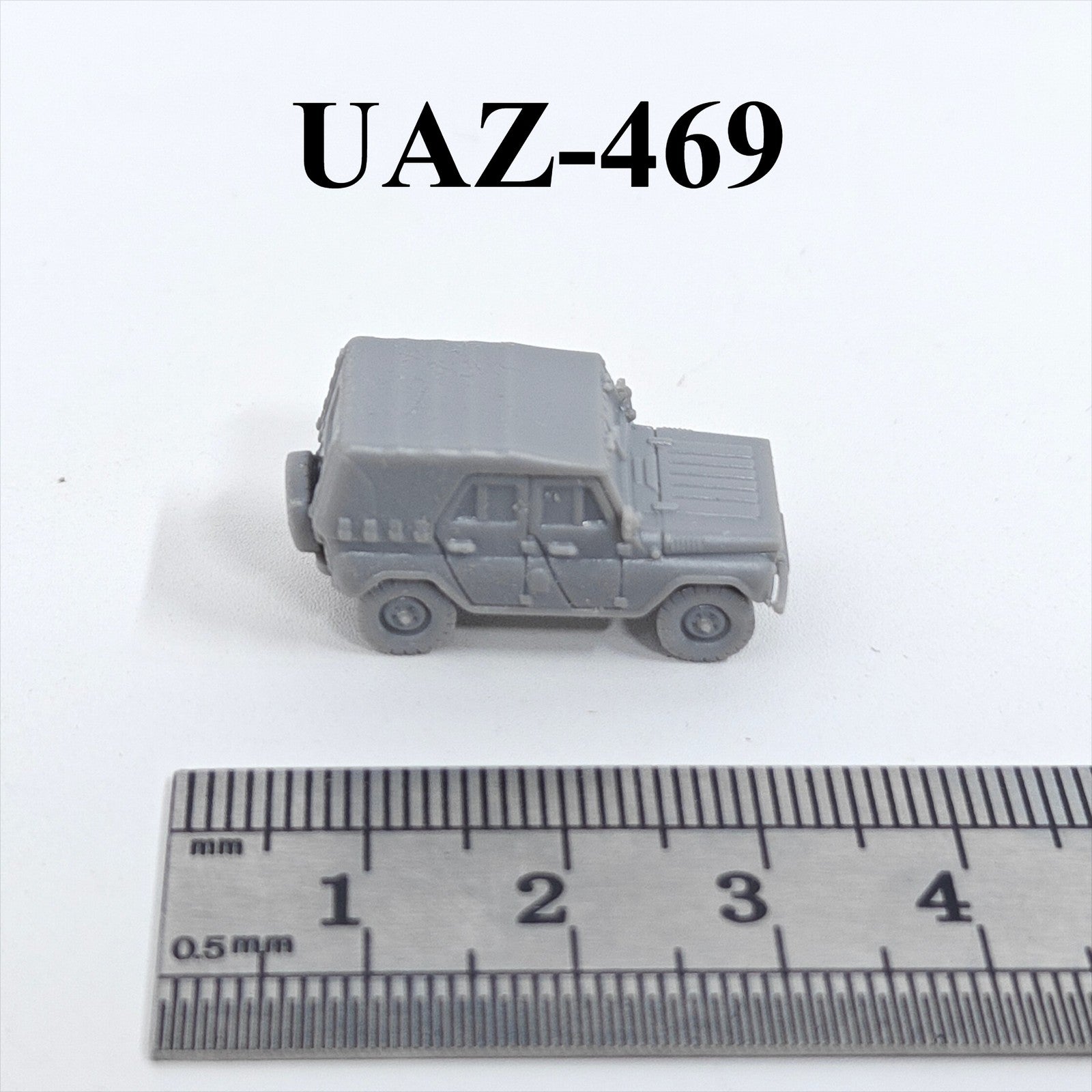Soviet UAZ-469 Off-road Vehicle,3D Printed,1/144 Scale Mini Tank Model,Resin