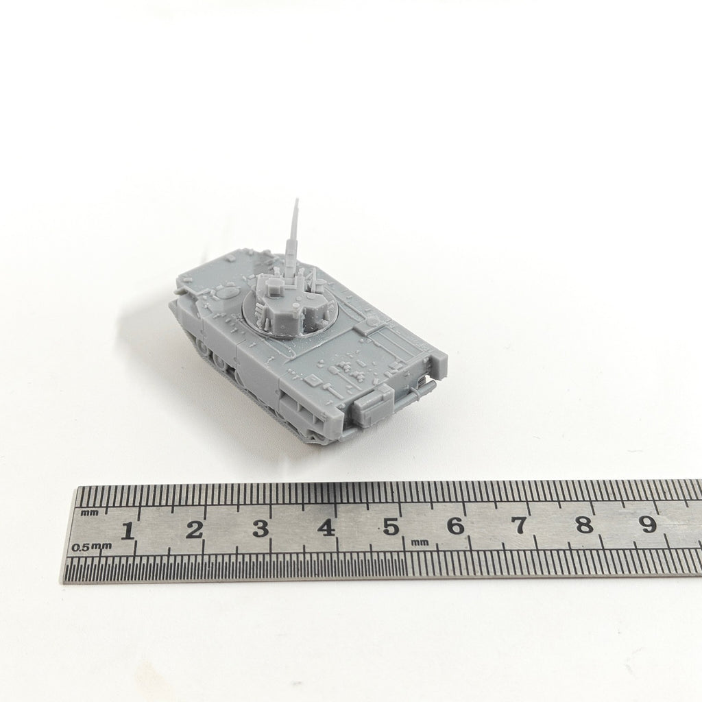 Russia 2S38 SPAAG,3D Printed,1/144 Scale Mini Tank Model,Resin