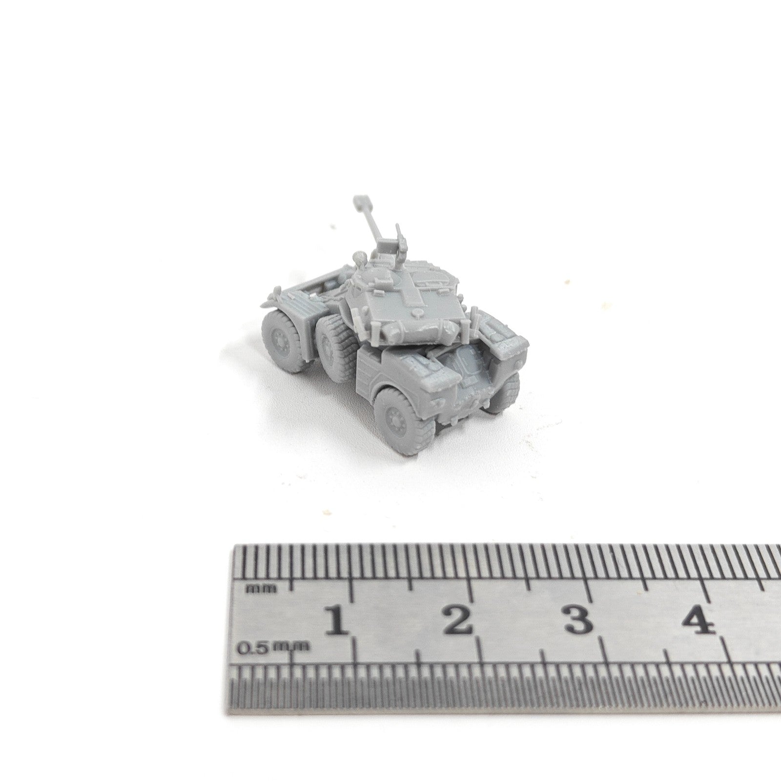 French AML-90 Armored Car, 3D Printed ,1/144 Scale Mini Tank Model,Resin