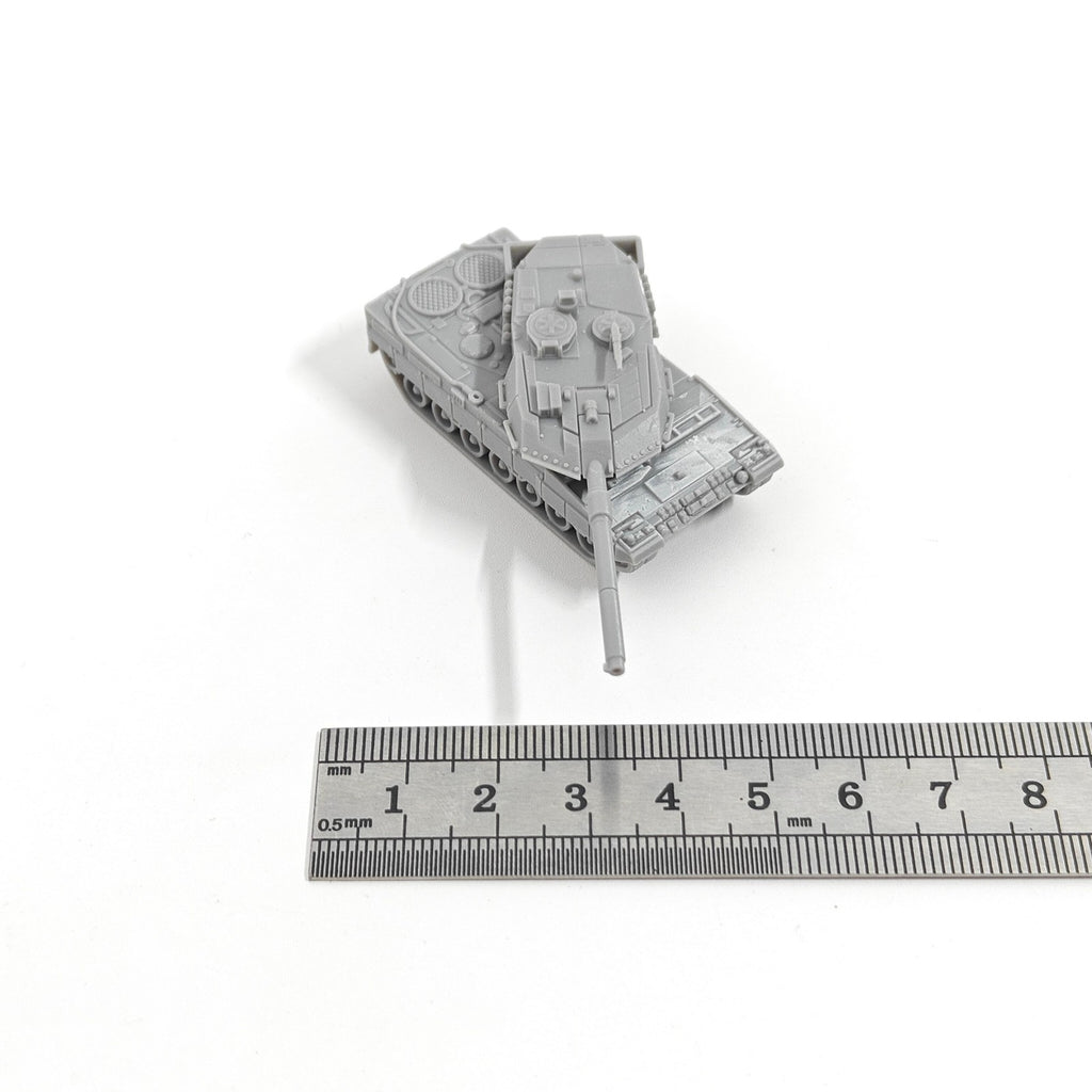 German Leopard 2A6 Main Battle Tank,3D Printed,1/144 Scale Mini Tank Model,Resin