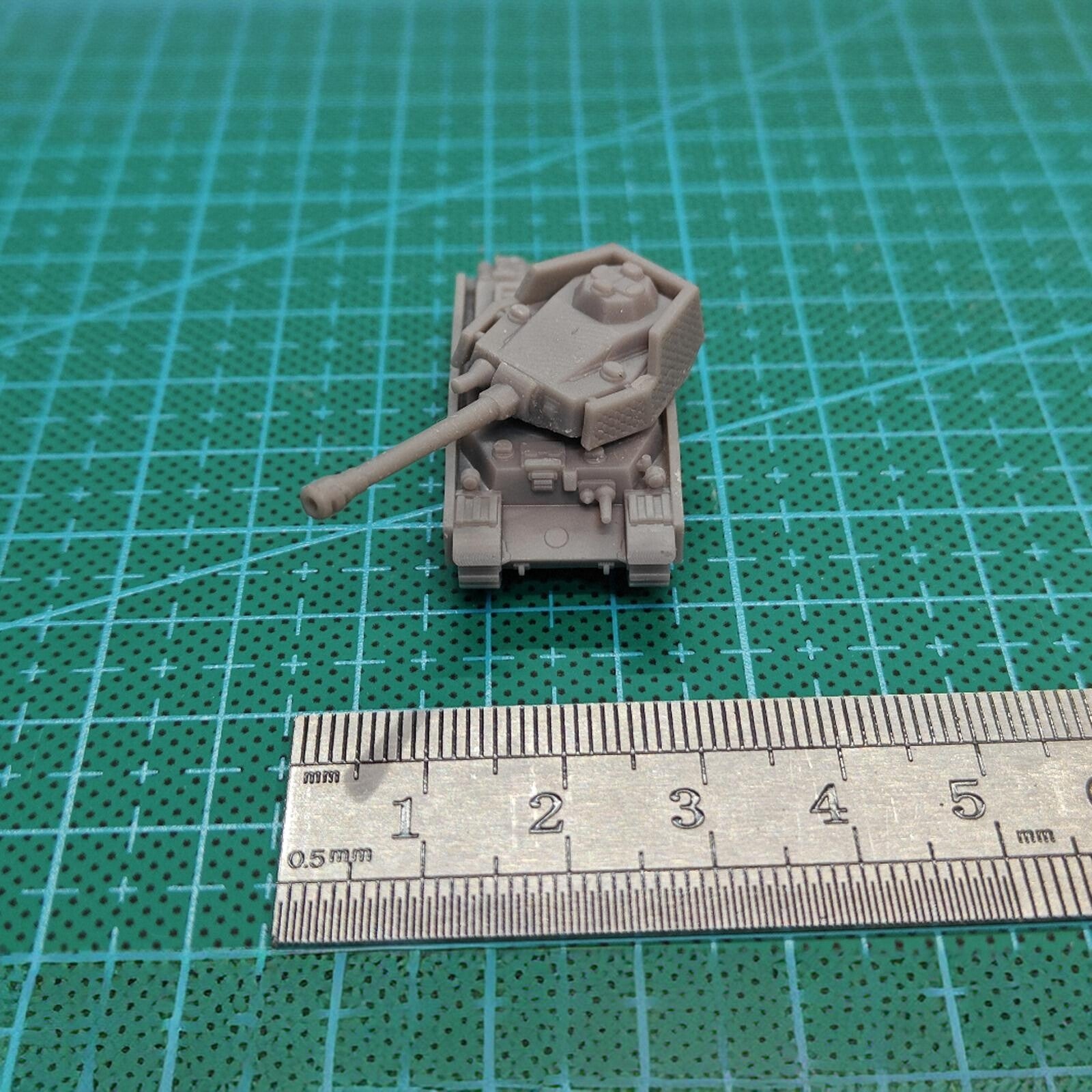 Hungarian Turan Medium Tank,3D Printed,1/144 Scale Mini Tank Model,Resin