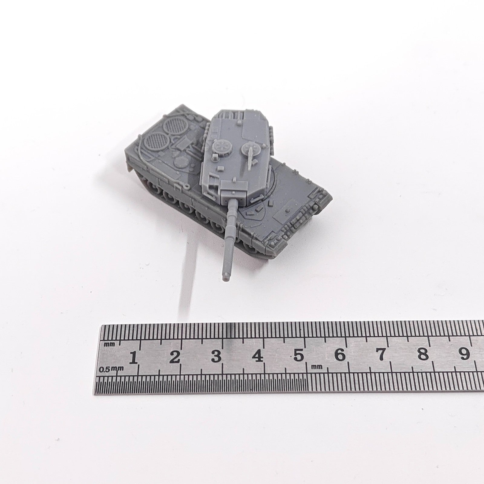 German Leopard 2 Main Battle Tank,3D Printed,1/144 Scale Mini Tank Model,Resin