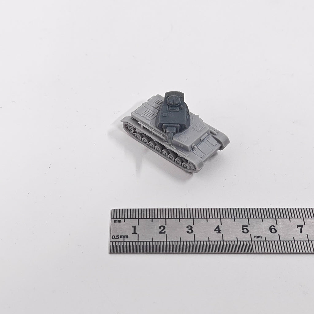 WWII German Panzer IV Ausf F1 Tank,3D Printed,1/144 Scale Mini Tank Model,Resin