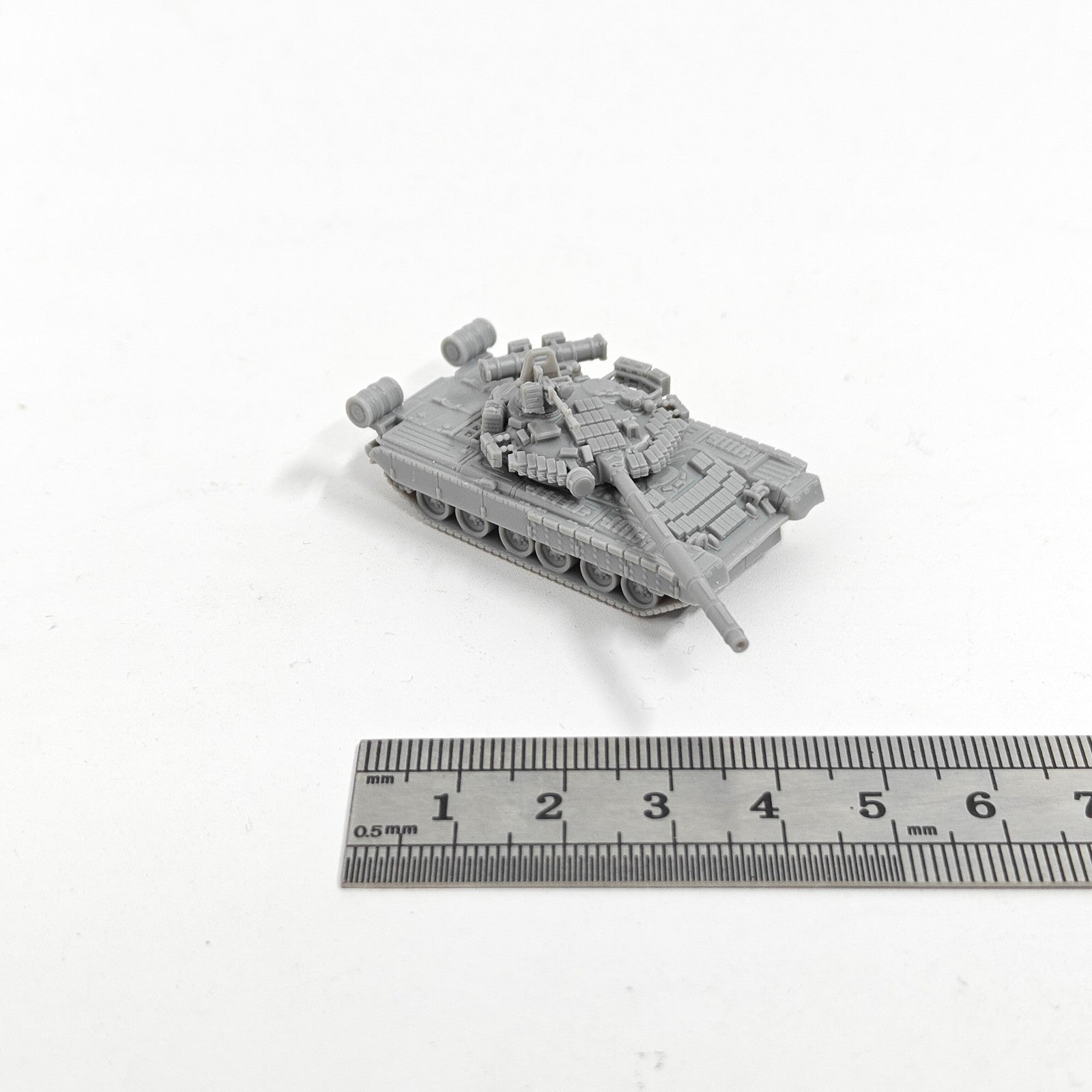 Soviet T-80BV Main Battle Tank,3D Printed,1/144 Scale Mini Tank Model,Resin