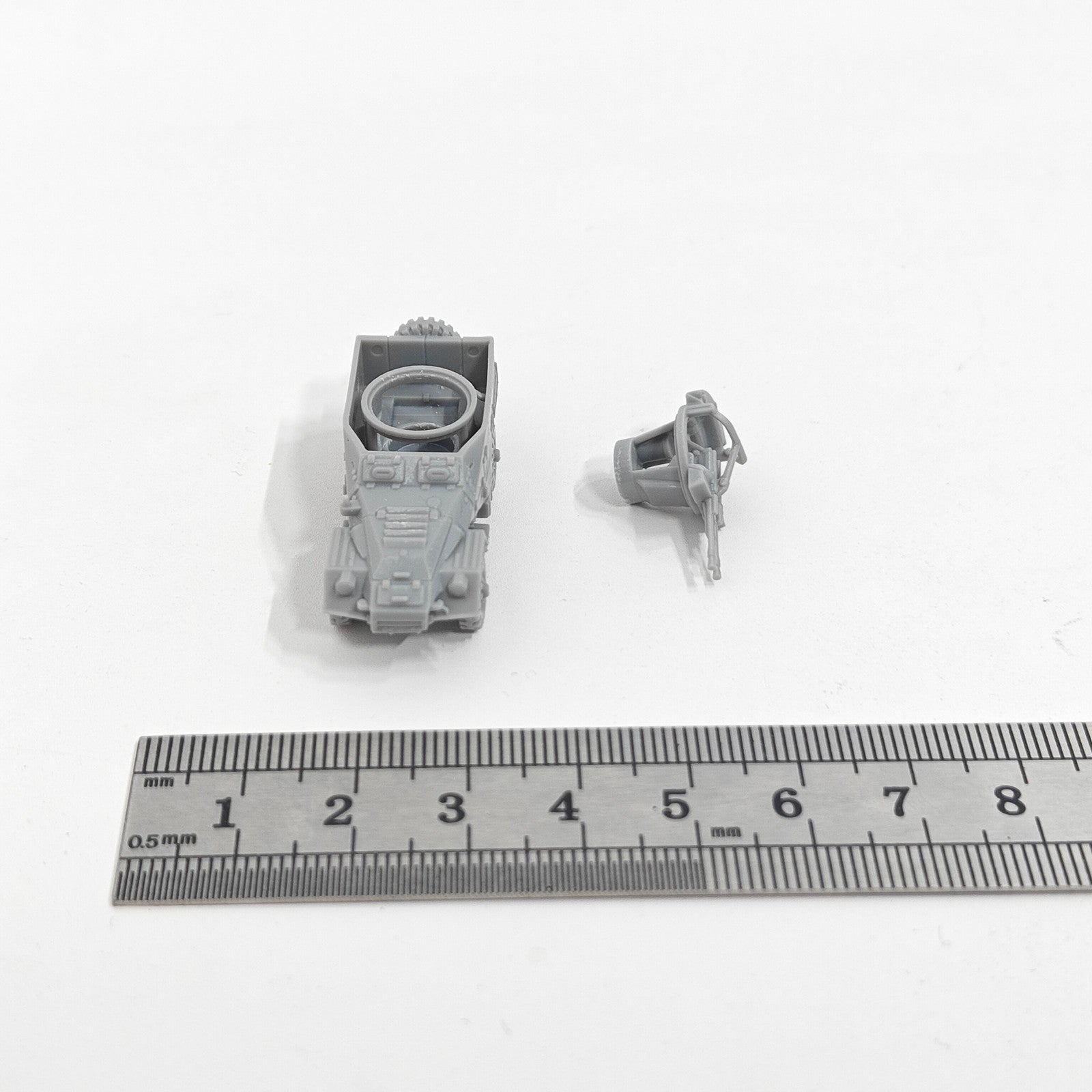 Soviet BTR-40A Armored Vehicle,3D Printed,1/144 Scale Mini Tank Model,Resin