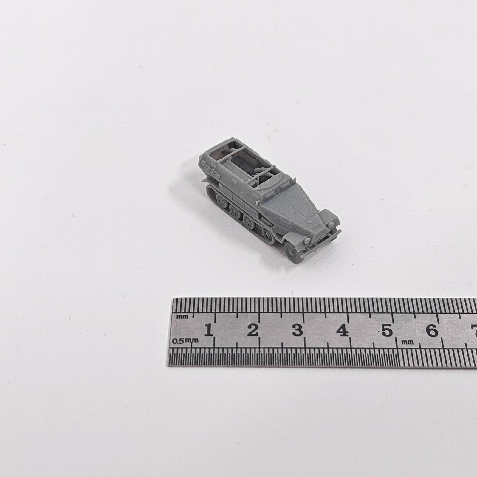 WWII German Sd.Kfz. 251 APC,3D Printed,1/144 Scale Mini Model,Resin