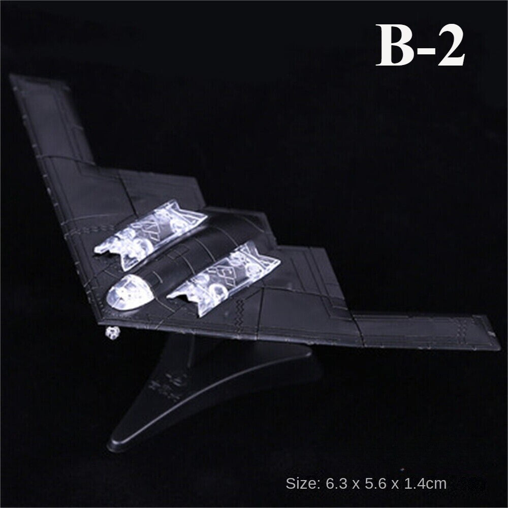 Mini Aircraft Airplane Fighter Model, Military Plastic Toy with Base,Paintable，F22 J20 J10 EF2000 MI8 MI24 AV-8A F-5E F15 F/A-18 UH1H MI8 SU25 SU30
