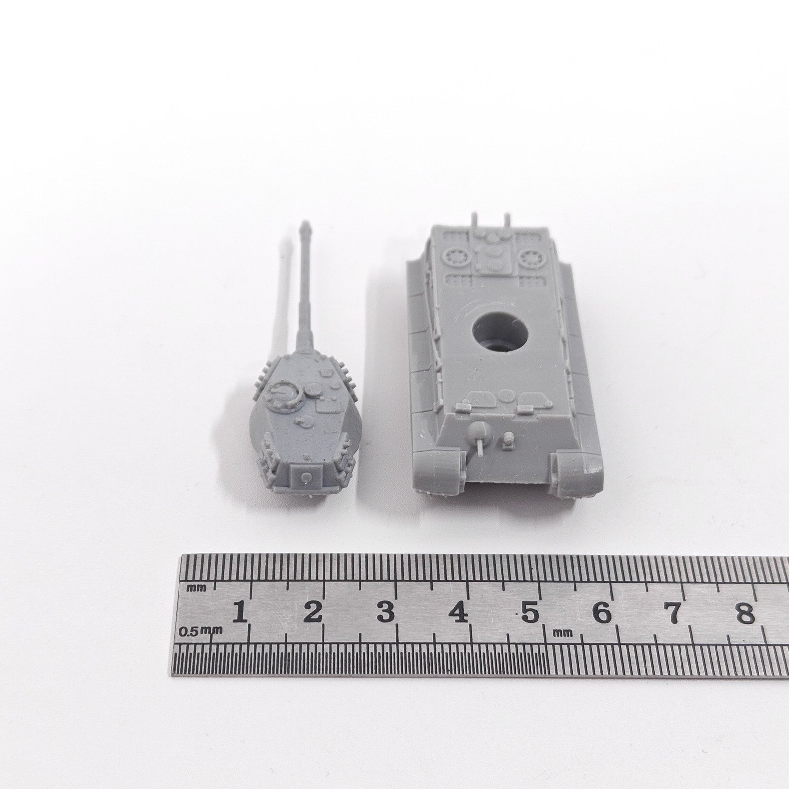 WWII German Tiger II Heavy Tank,3D Printed,1/144 Mini Tank Model,Resin