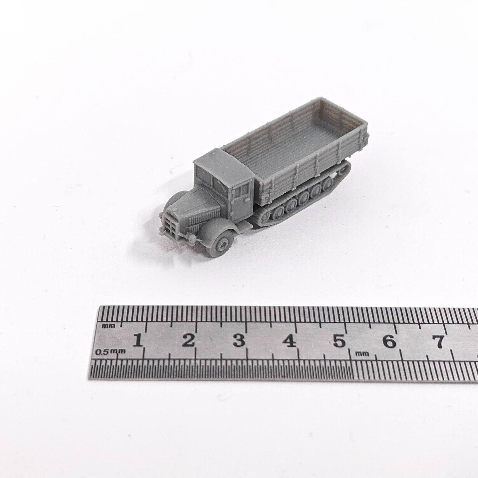 WWII German L 4500 R Half-track Truck,3D Printed,1/144 Mini Model,Resin