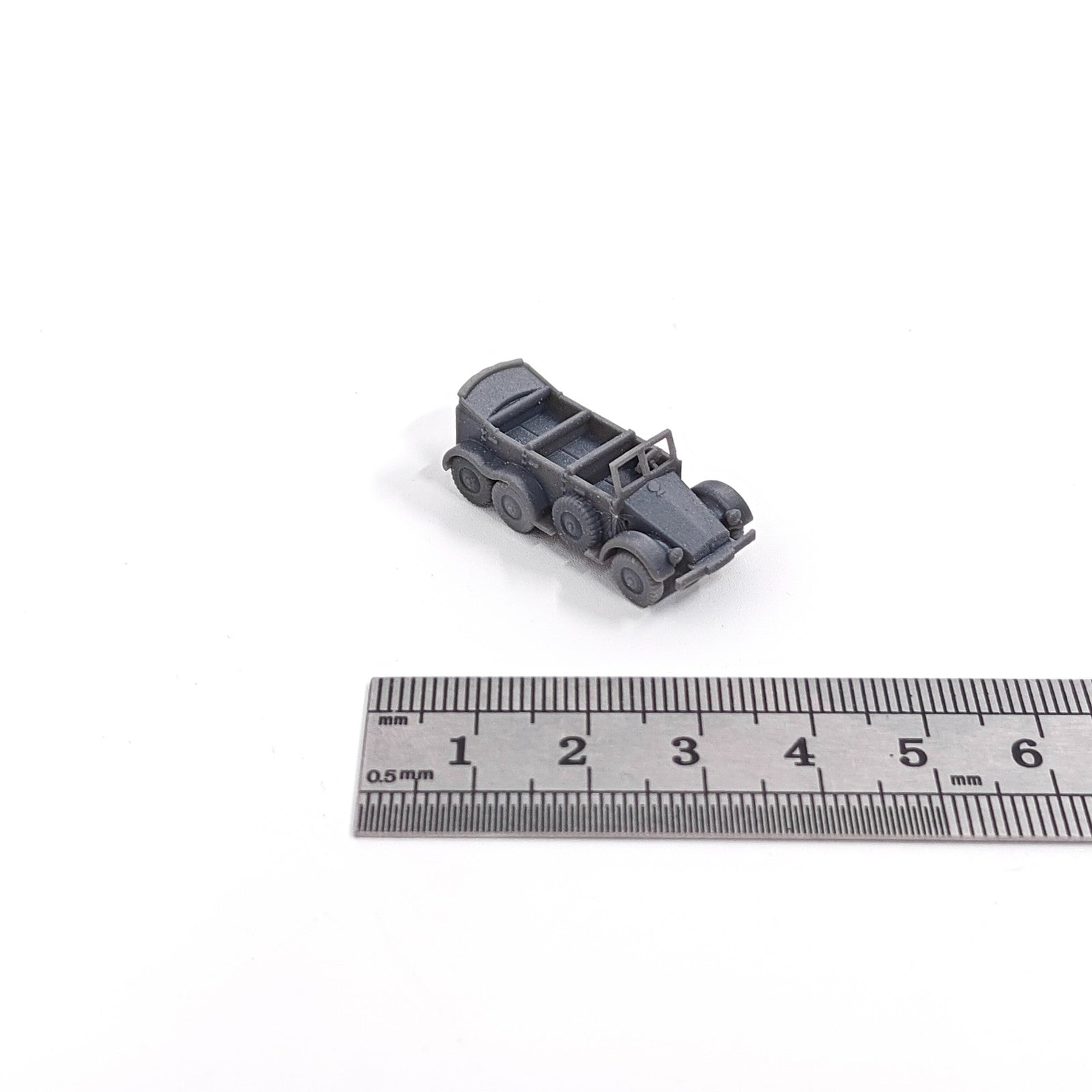 WWII German Kfz.21 Command Vehicle,3D Printed,1/144 Scale Mini Tank Model,Resin