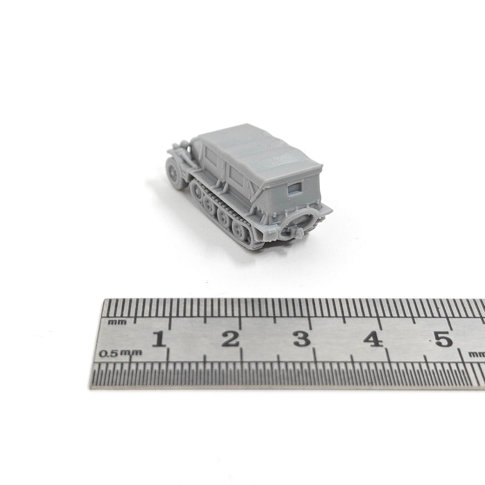 WWII German Sd.Kfz. 10 Tractor,3D Printed,1/144 Scale Mini Tank Model,Resin
